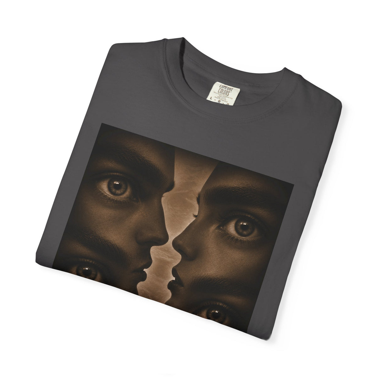 Dreamscape Faces Graphic T-Shirt