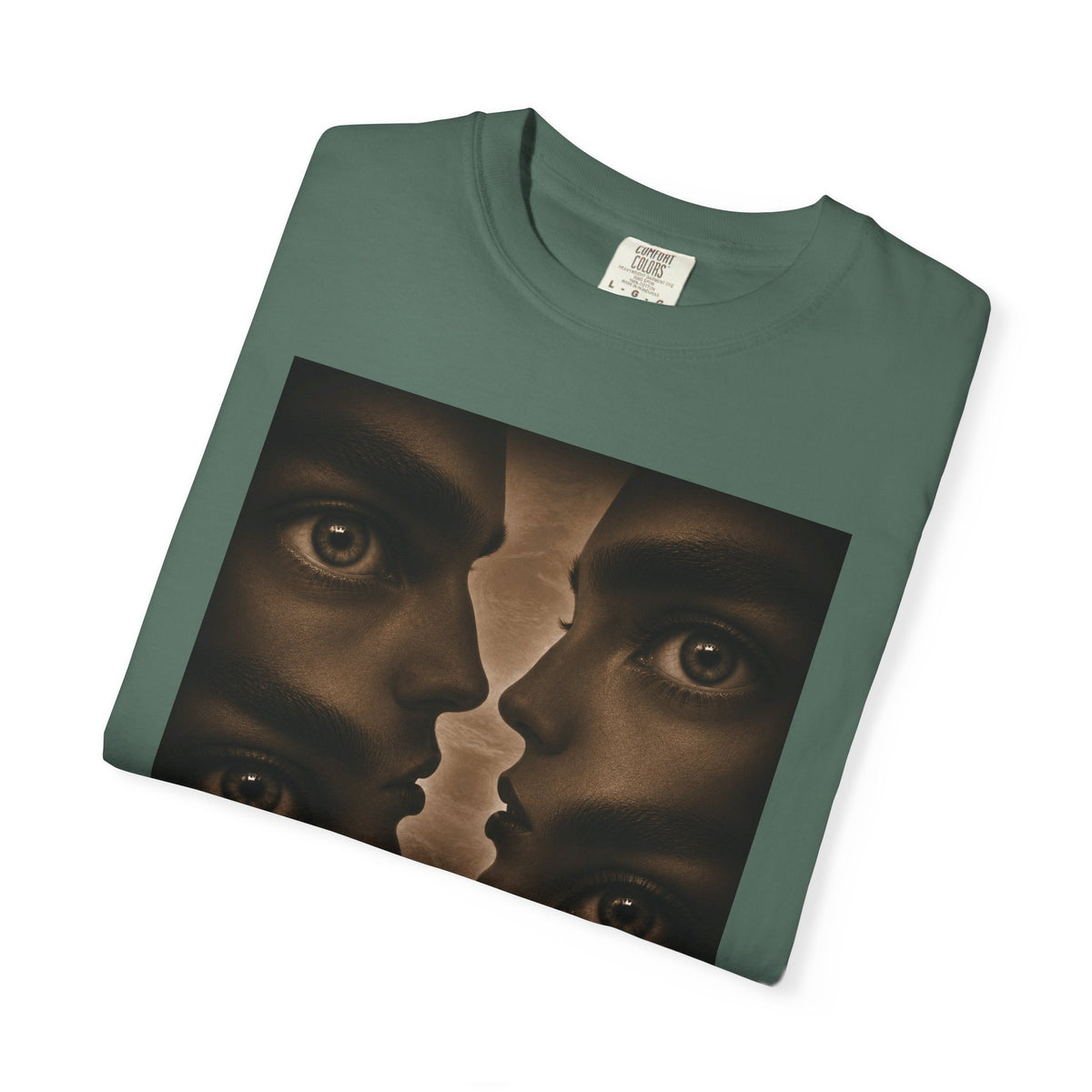 Dreamscape Faces Graphic T-Shirt